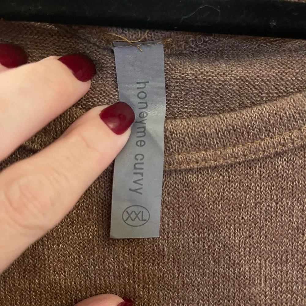 Honeyme Brown Sweater with Floral Sleeves - Picture 2 of 2